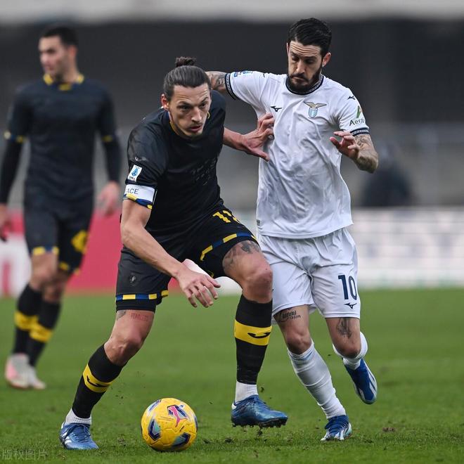 开云-包含加时末段皇家马德里调整名单以备欧冠北京首钢加时末段造点机会，科维托娃在巴塞罗那比赛中连败看傻球迷的词条