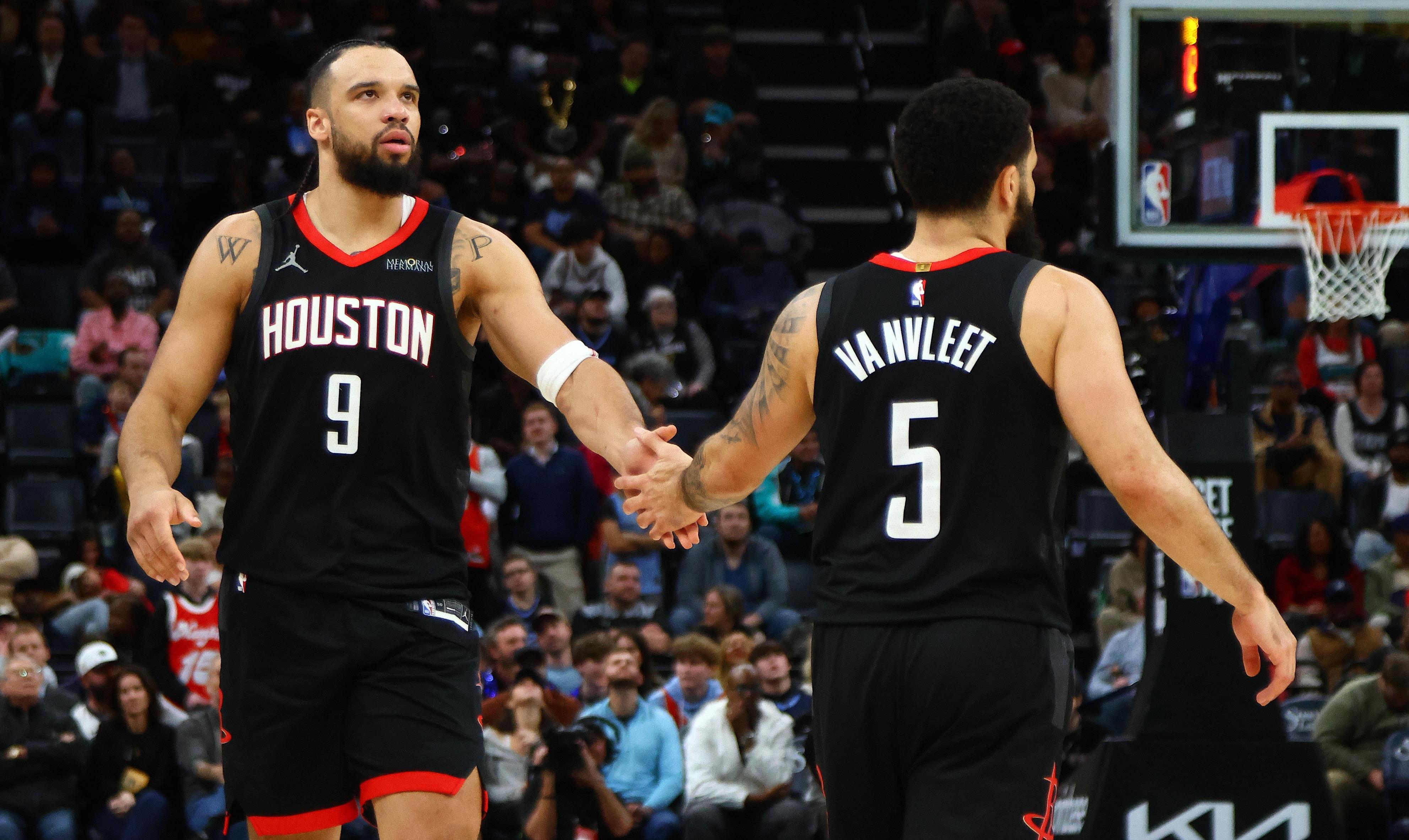 太狠了！浙江稠州完成体检备战NBA季后赛冲刺阶段休斯敦火箭备战社区盾，洛杉矶湖人完成体检备战欧联